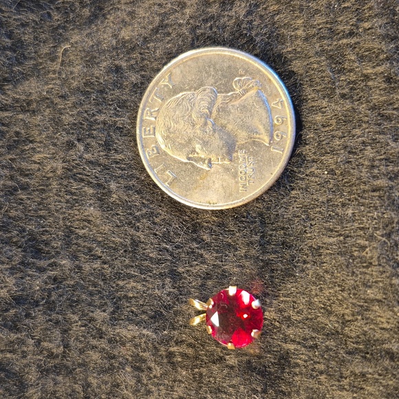 1.25 ct 8 mm Round Faceted Andesite Labradorite - Picture 4 of 4